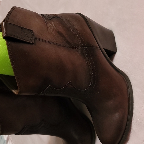 Antonio Melani Leather Boots - Picture 2 of 7